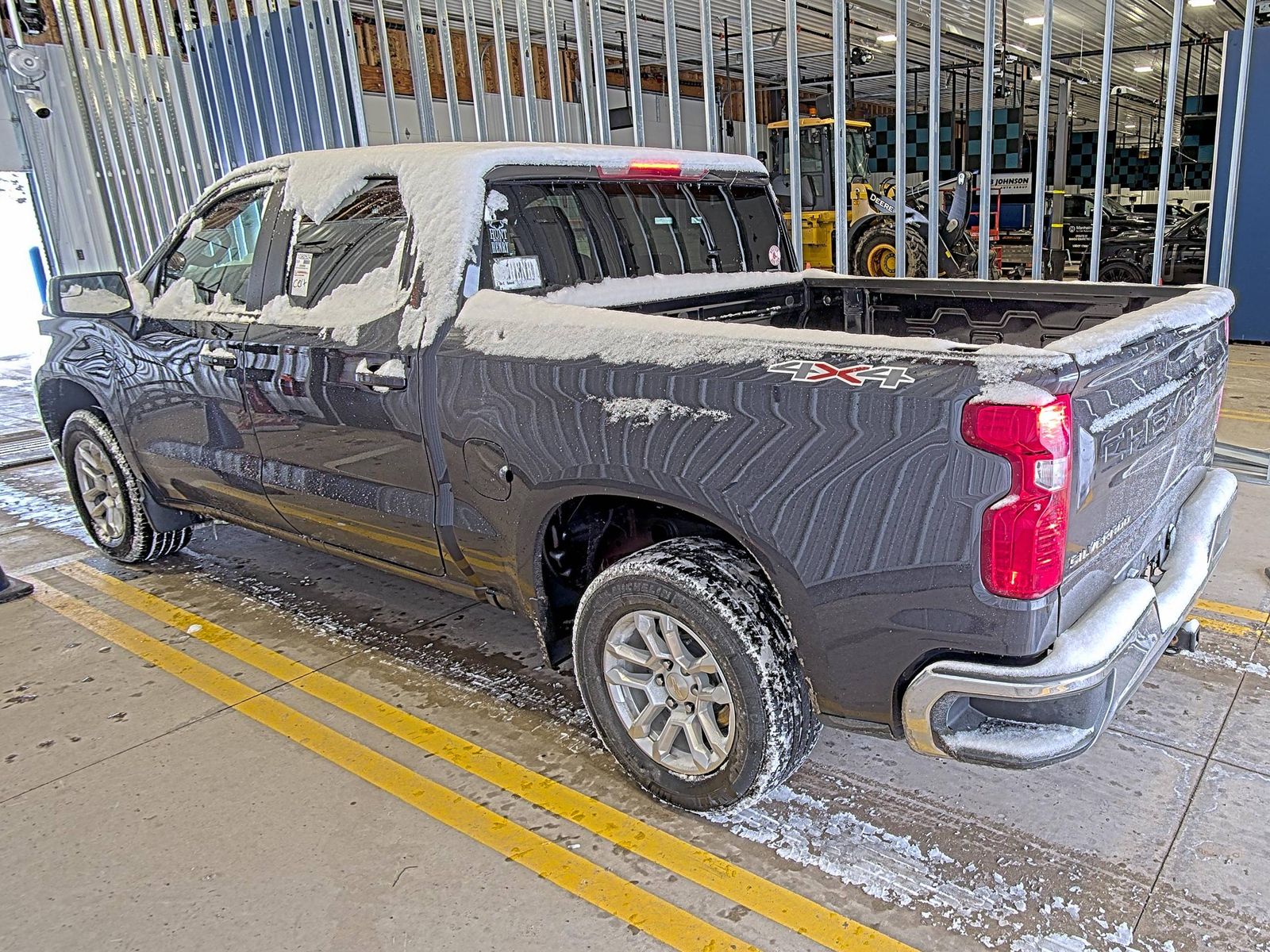 2023 Chevrolet Silverado 1500 LT AWD