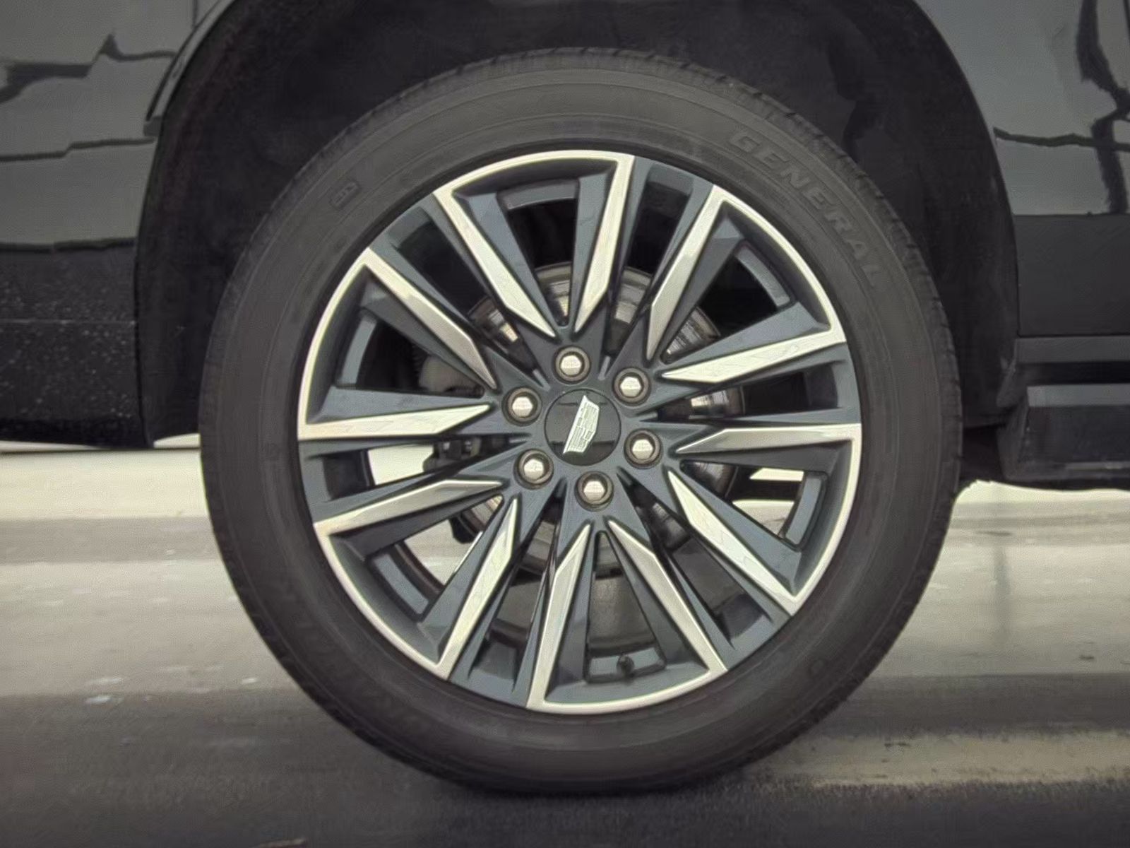 2021 Cadillac Escalade ESV Sport AWD