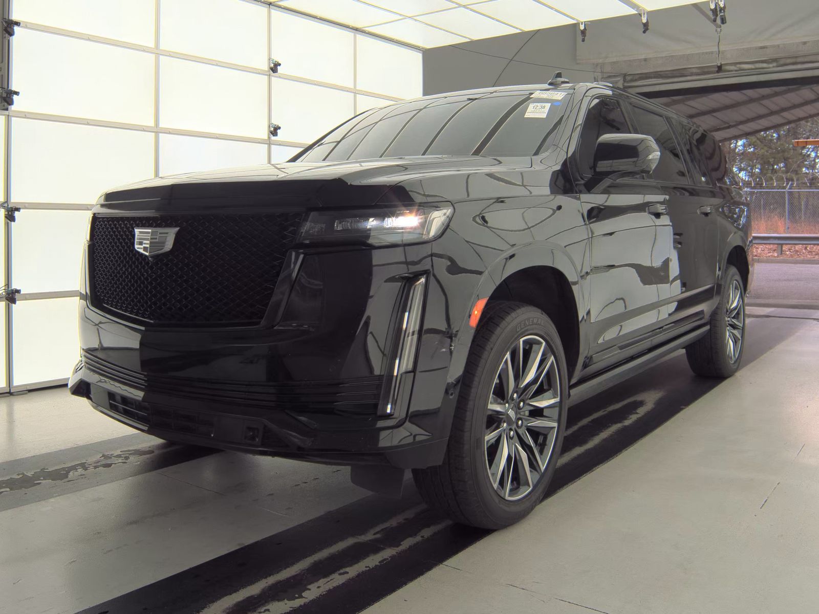 2021 Cadillac Escalade ESV Sport AWD