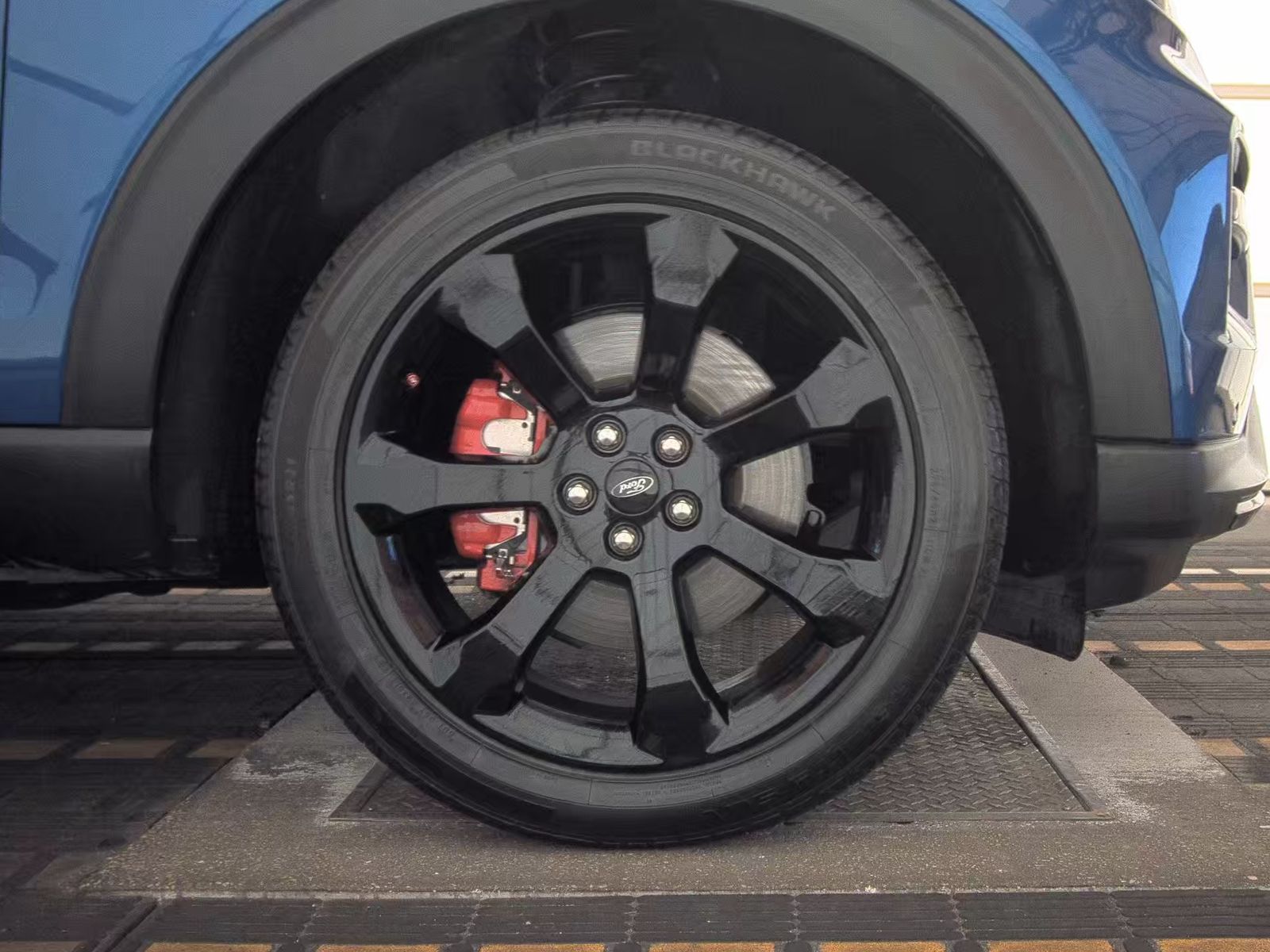 2022 Ford Explorer ST AWD