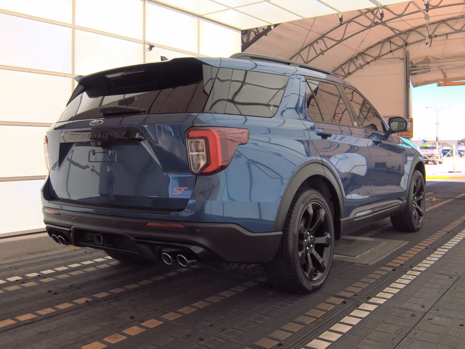 2022 Ford Explorer ST AWD