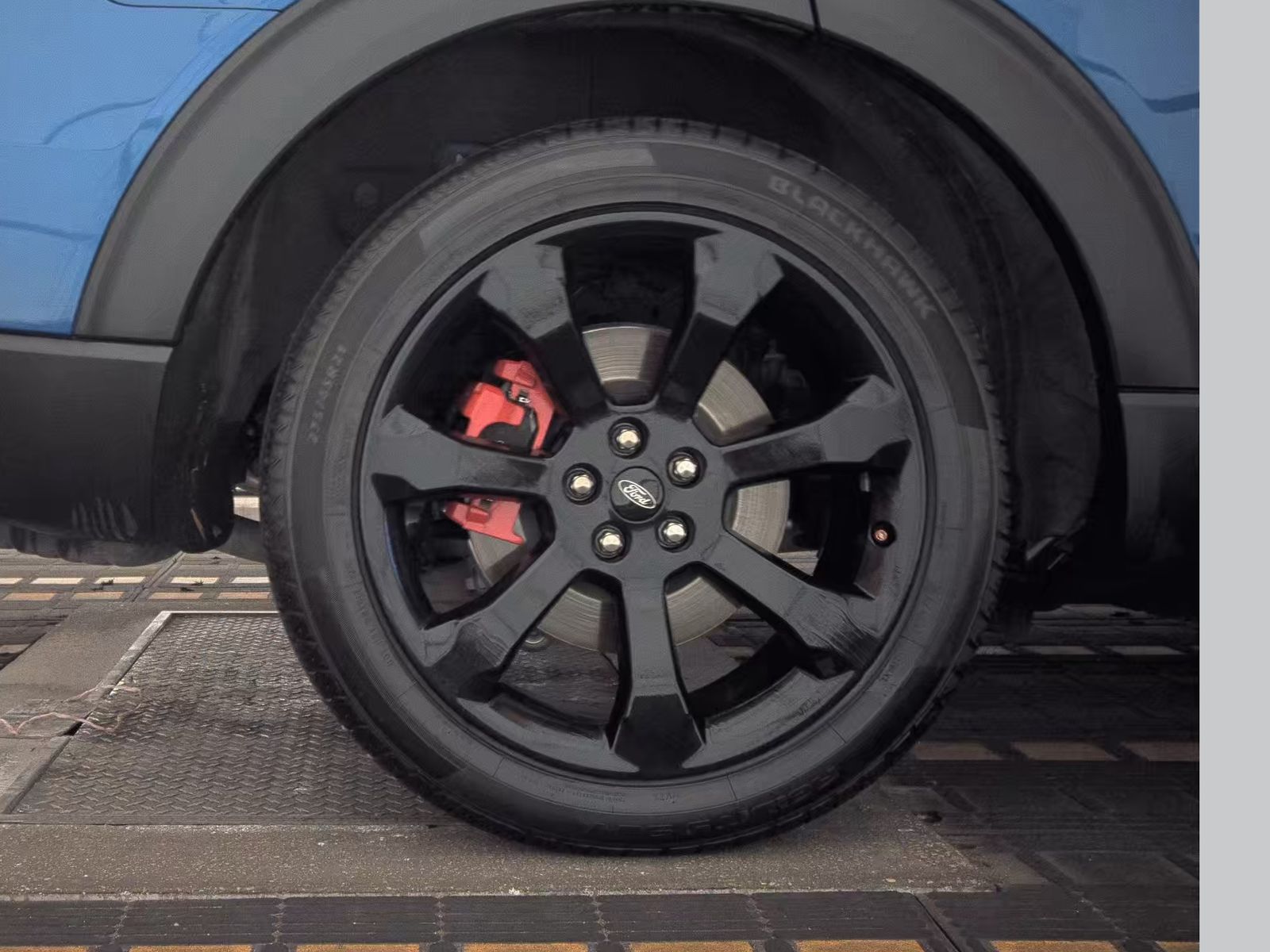 2022 Ford Explorer ST AWD