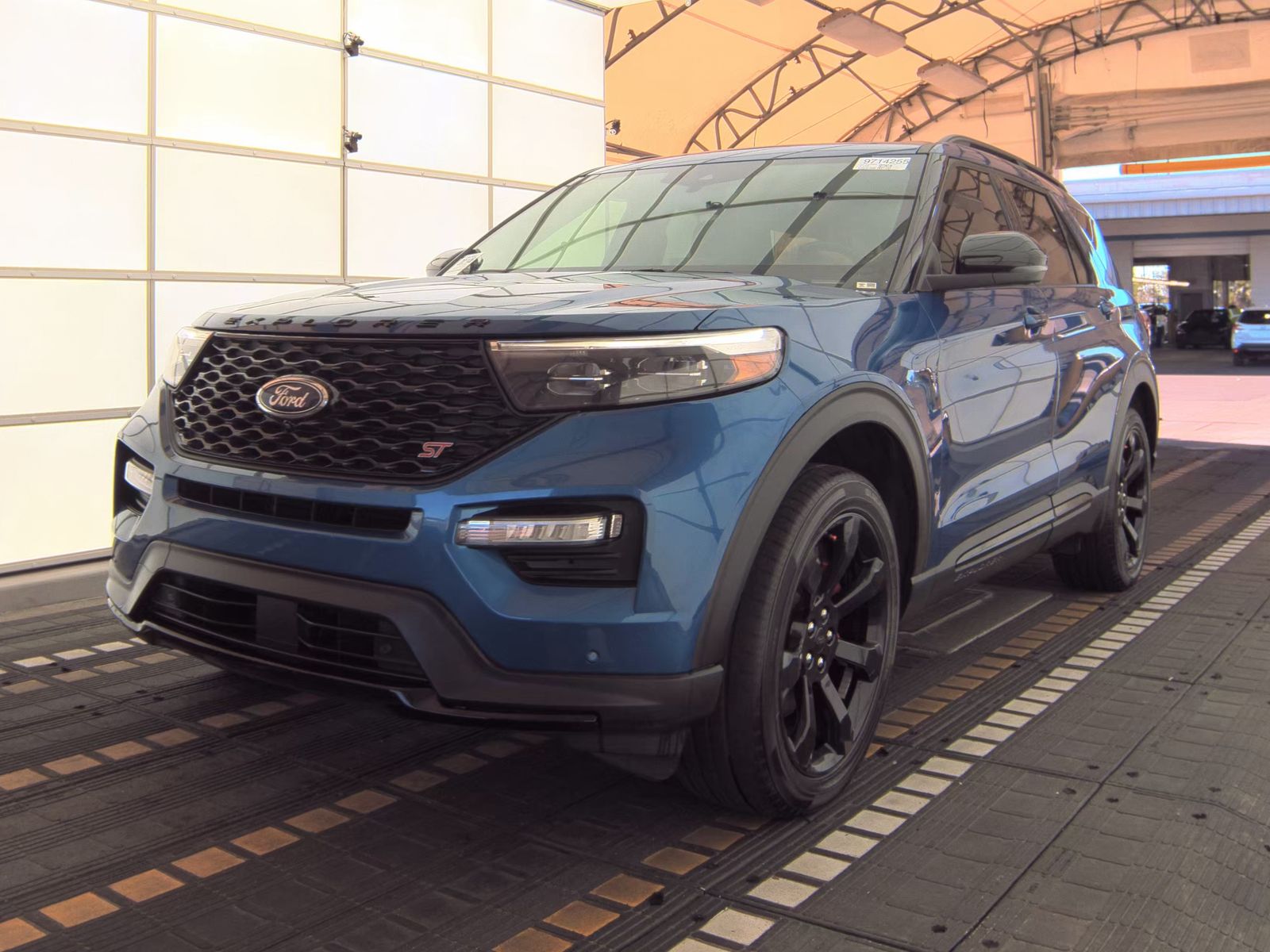 2022 Ford Explorer ST AWD