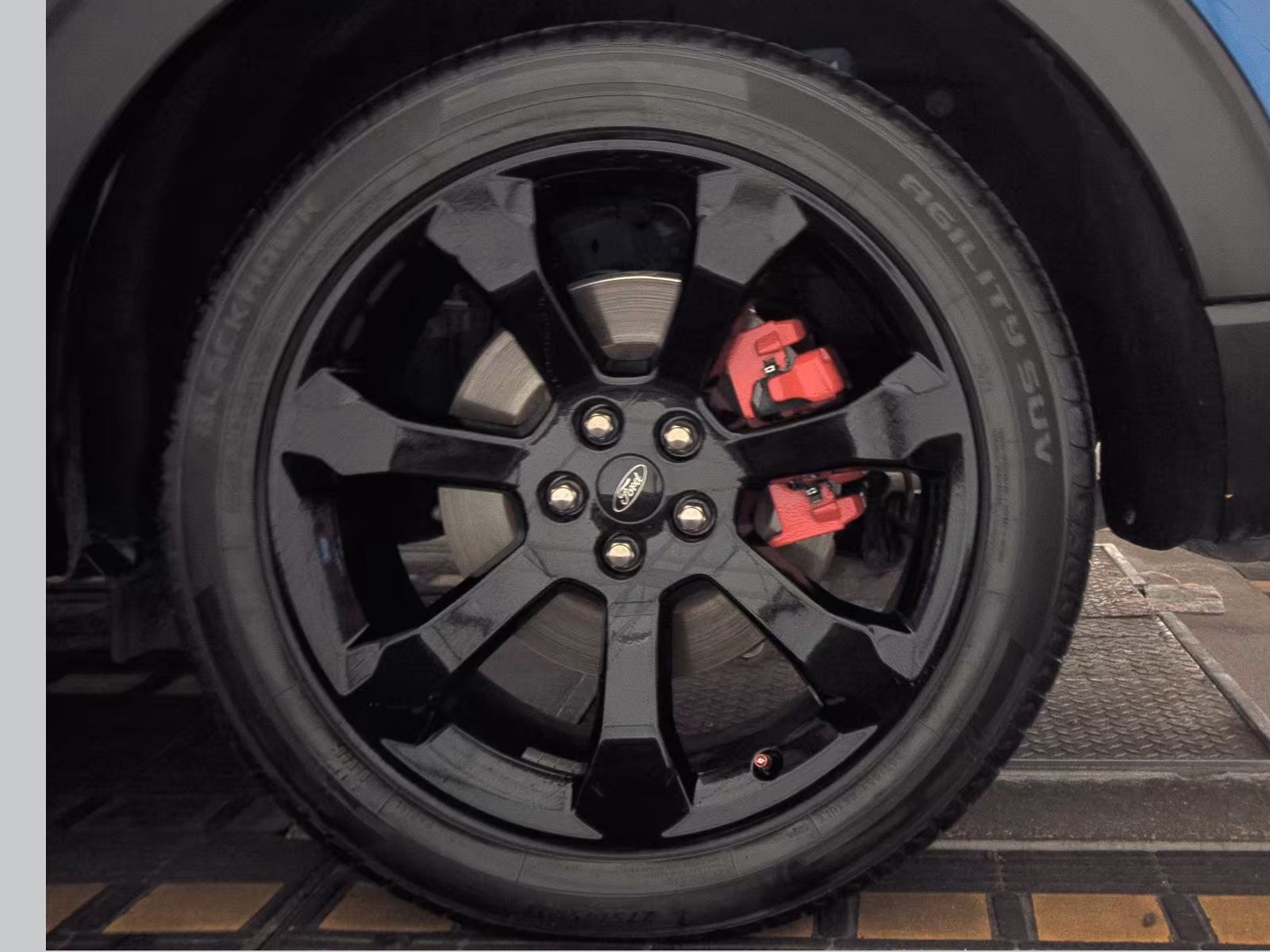 2022 Ford Explorer ST AWD