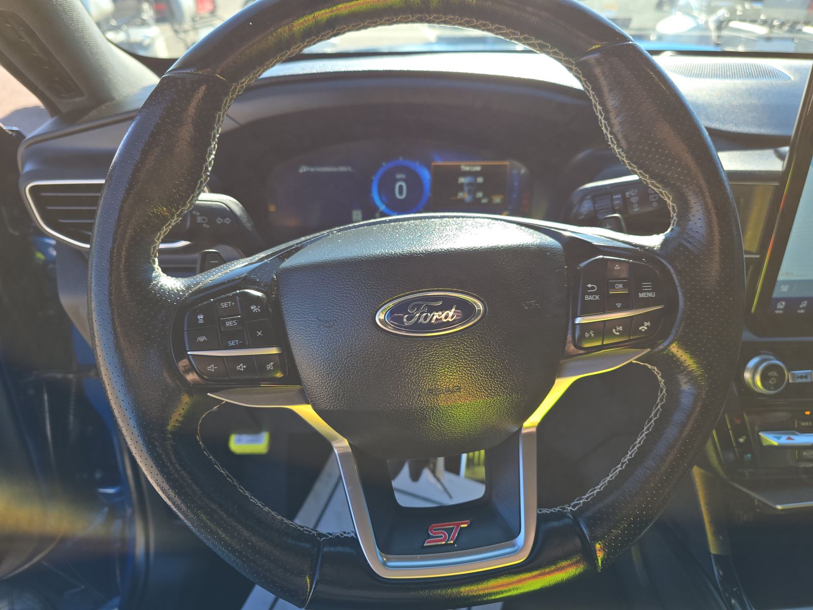 2022 Ford Explorer ST AWD