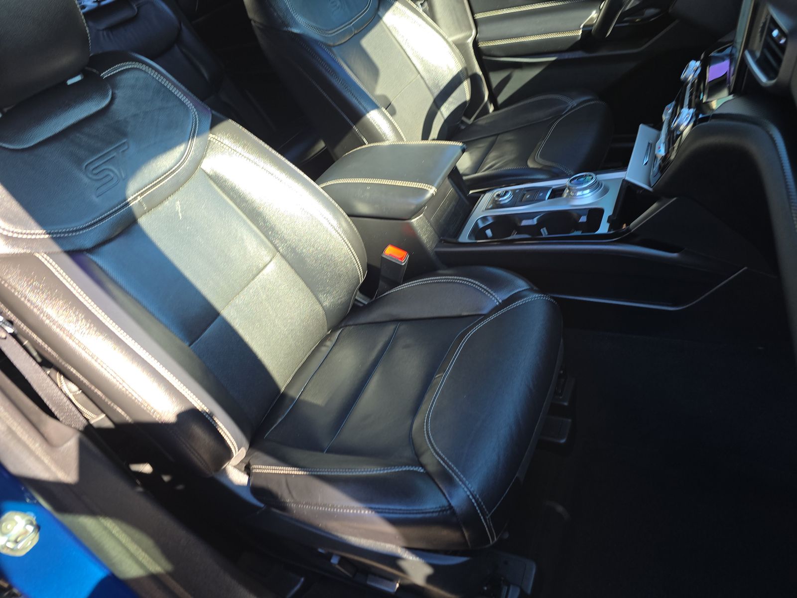 2022 Ford Explorer ST AWD