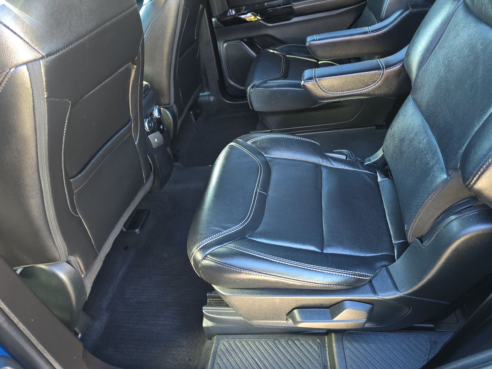 2022 Ford Explorer ST AWD