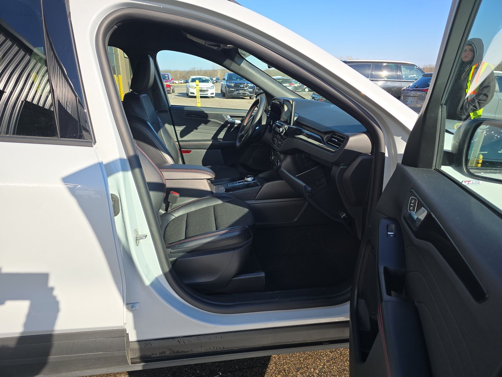 2025 Ford Escape ST-Line FWD