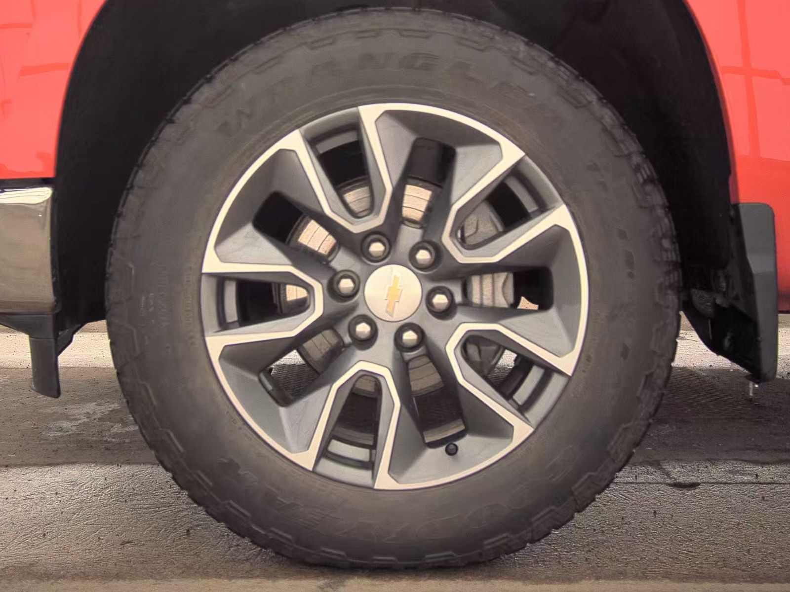 2023 Chevrolet Silverado 1500 LT AWD