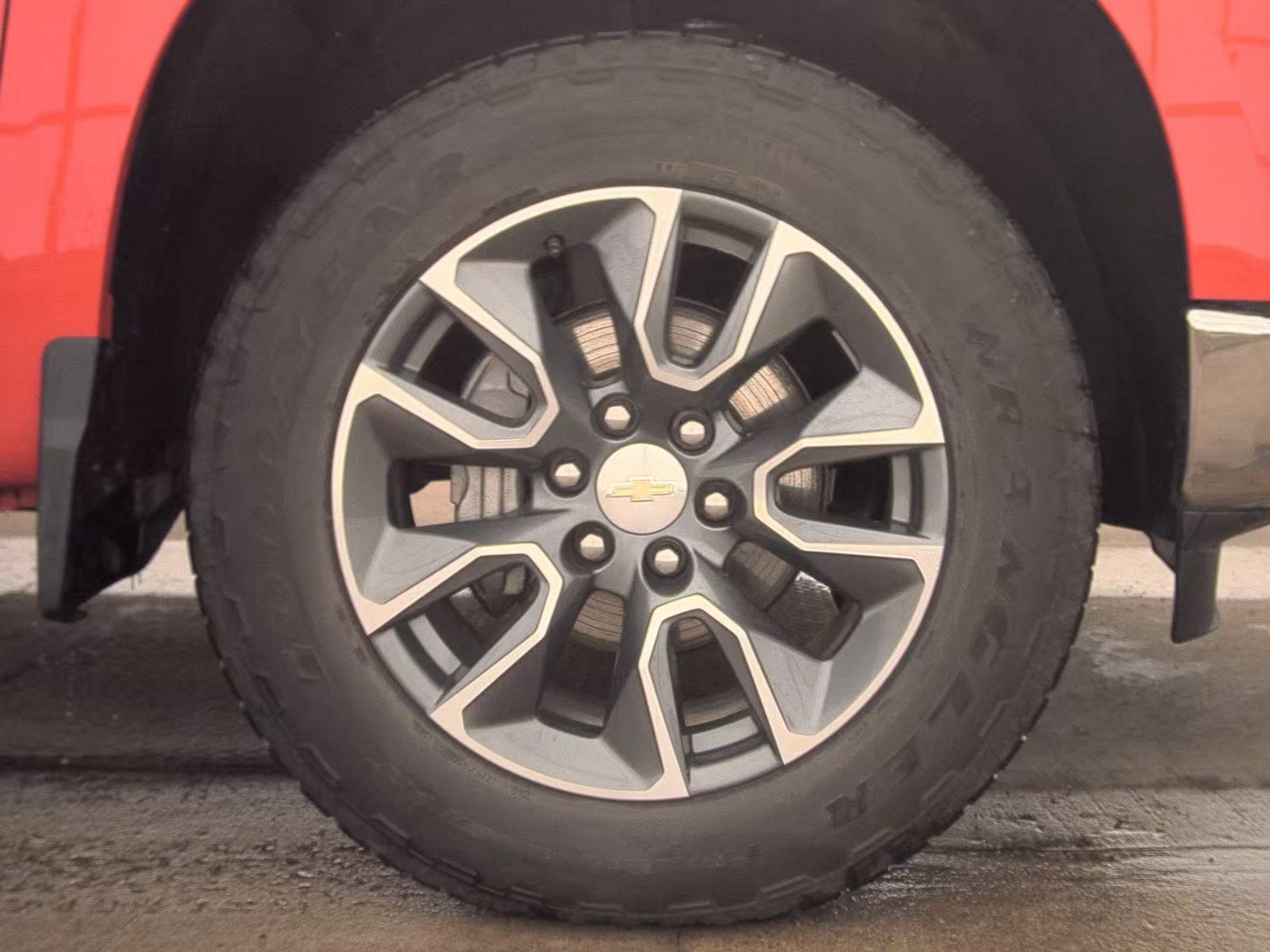 2023 Chevrolet Silverado 1500 LT AWD