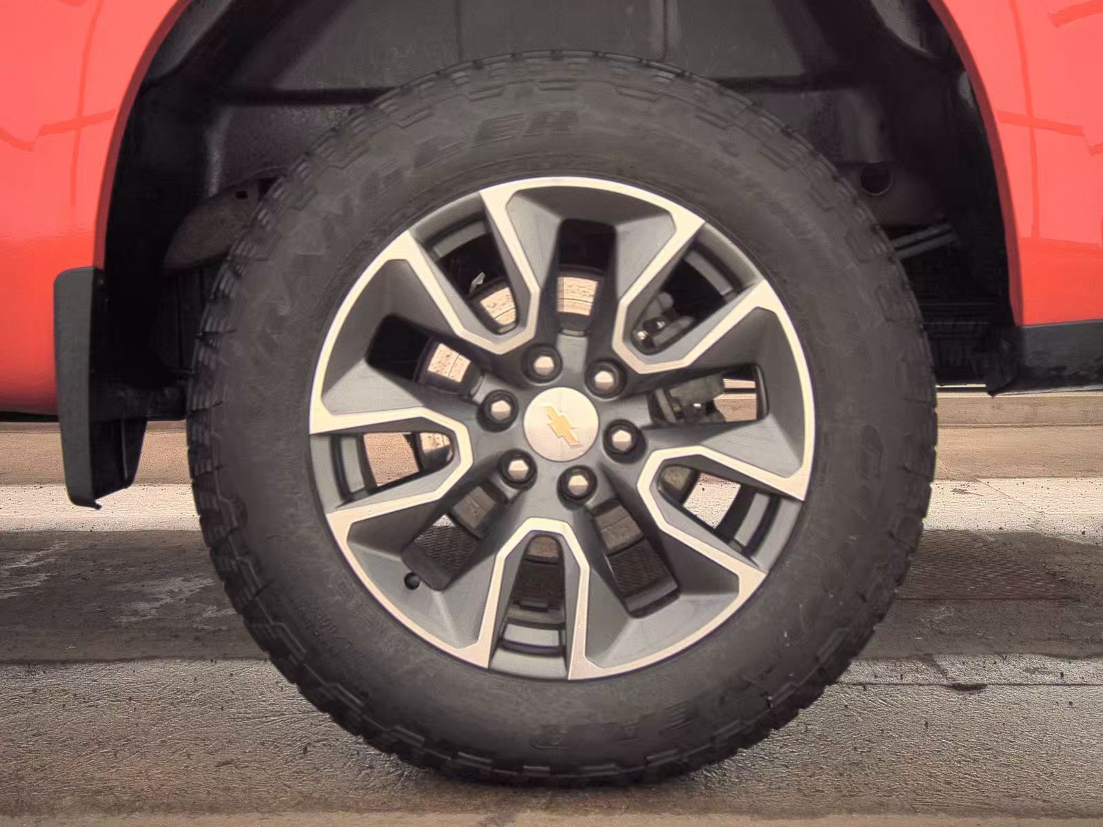 2023 Chevrolet Silverado 1500 LT AWD