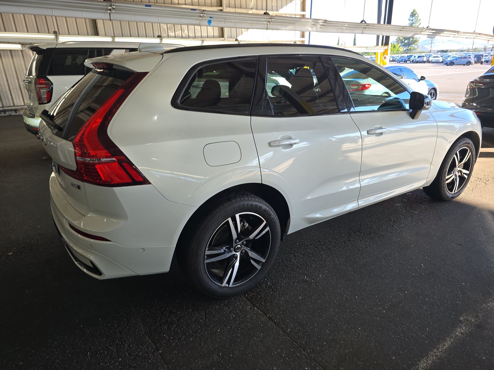 2022 Volvo XC60 B5 R-Design AWD