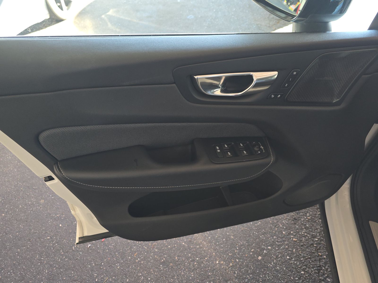 2022 Volvo XC60 B5 R-Design AWD