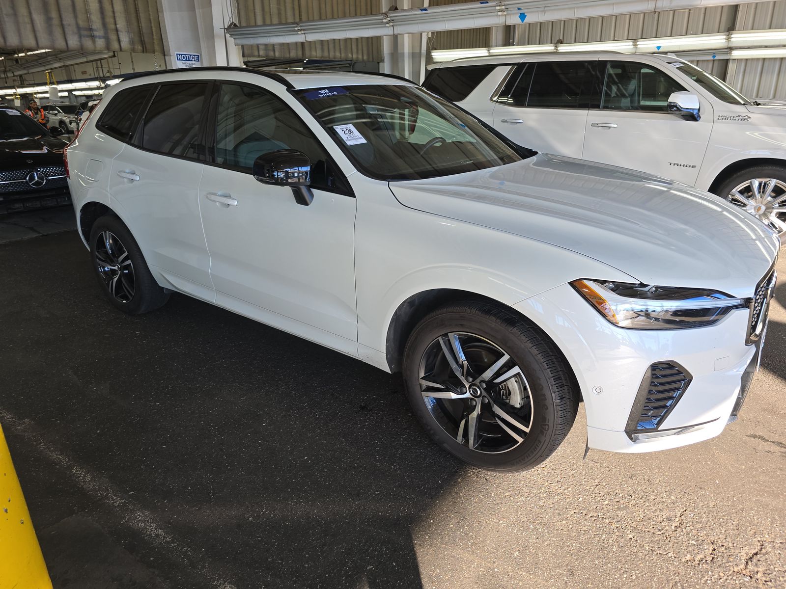 2022 Volvo XC60 B5 R-Design AWD