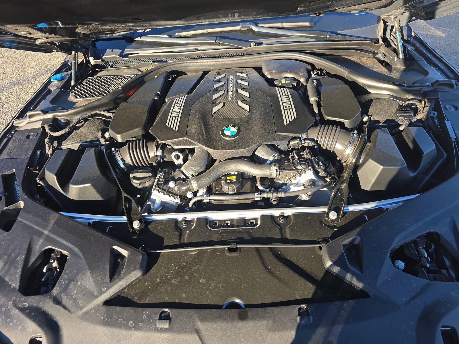 2022 BMW 8 Series M850i xDrive AWD