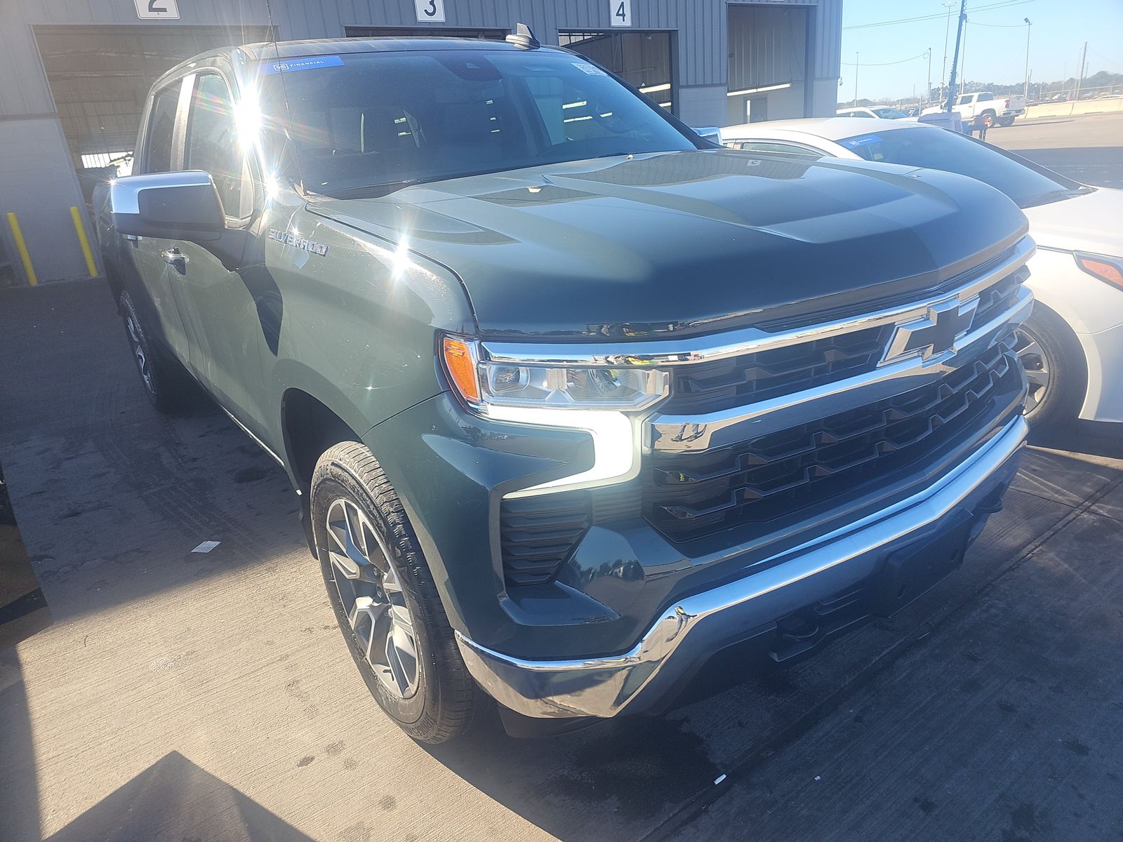 2025 Chevrolet Silverado 1500 LT AWD
