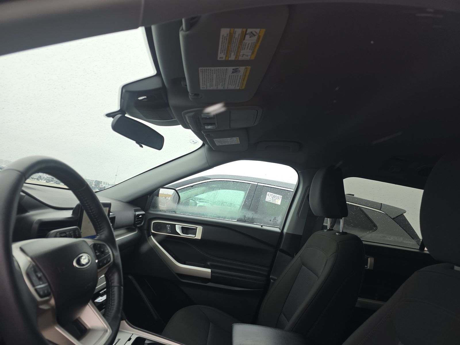 2023 Ford Explorer XLT AWD