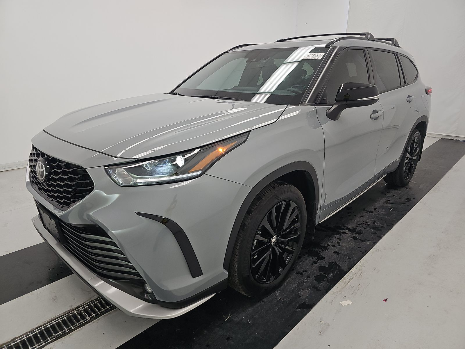 2025 Toyota Highlander XSE AWD