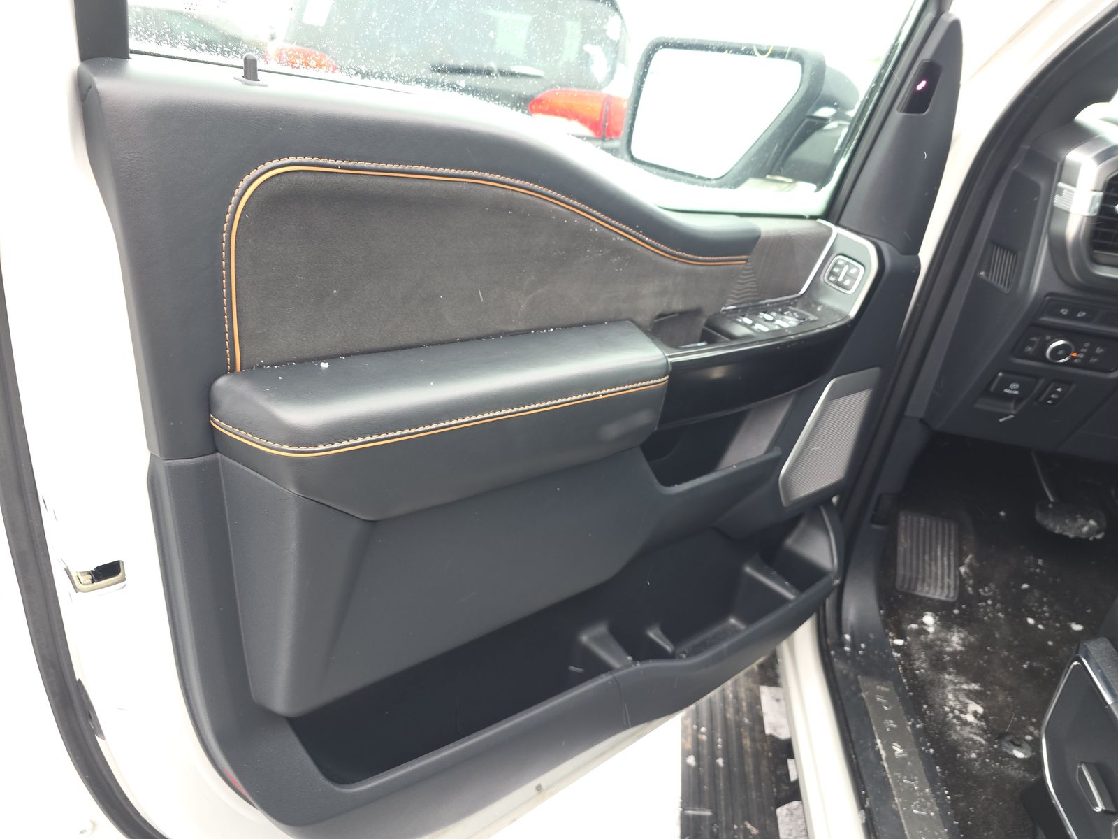 2022 Ford F-150 Hybrid Platinum AWD