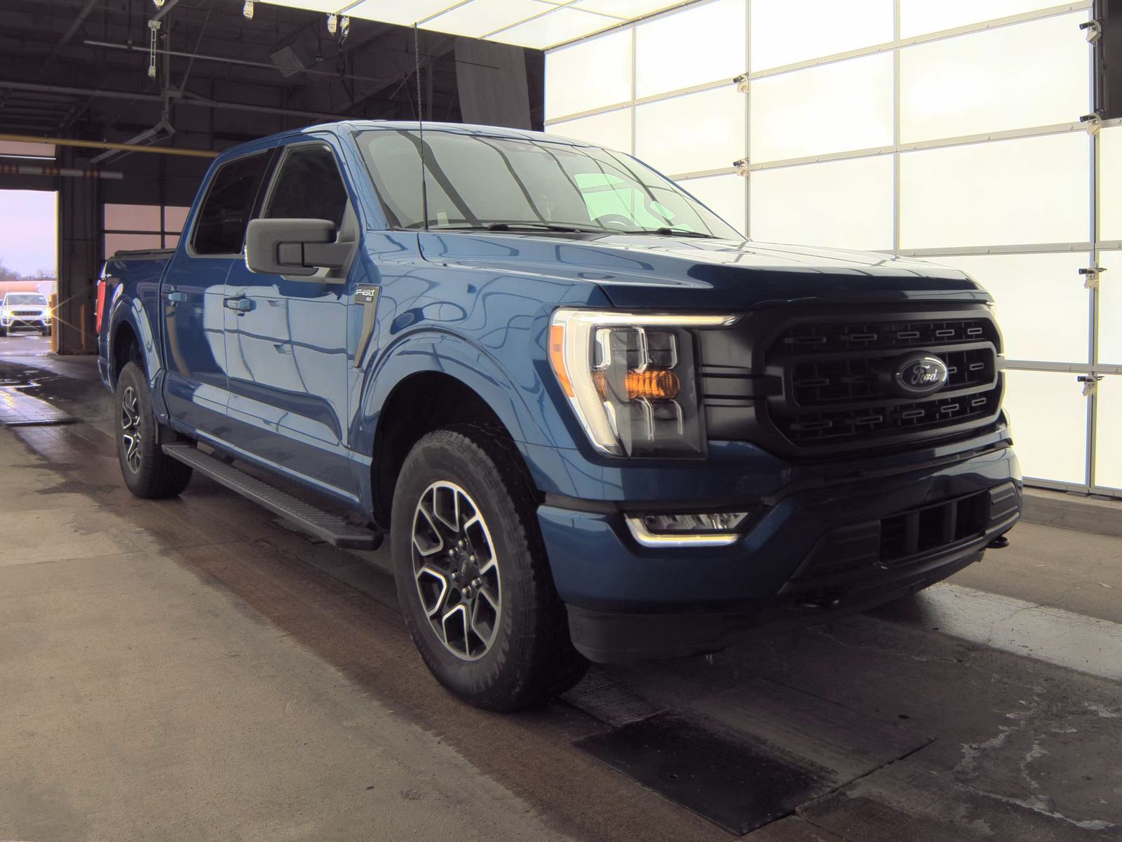 2023 Ford F-150 XLT AWD