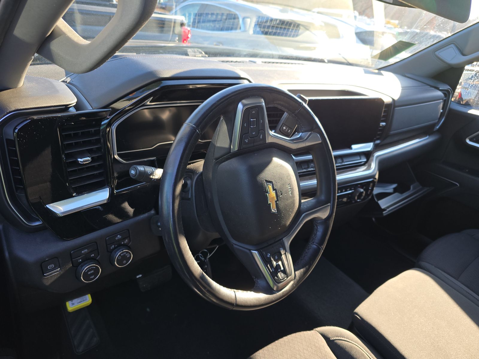 2022 Chevrolet Silverado 1500 LT AWD