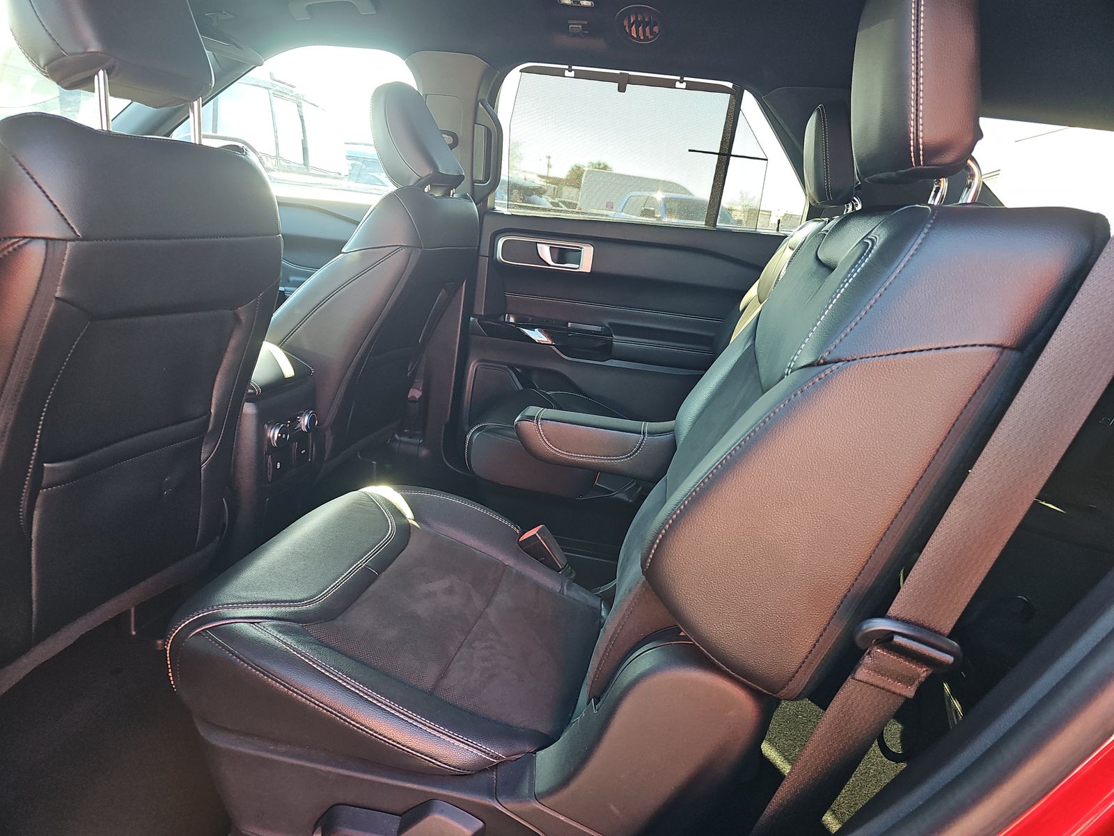 2022 Ford Explorer ST AWD