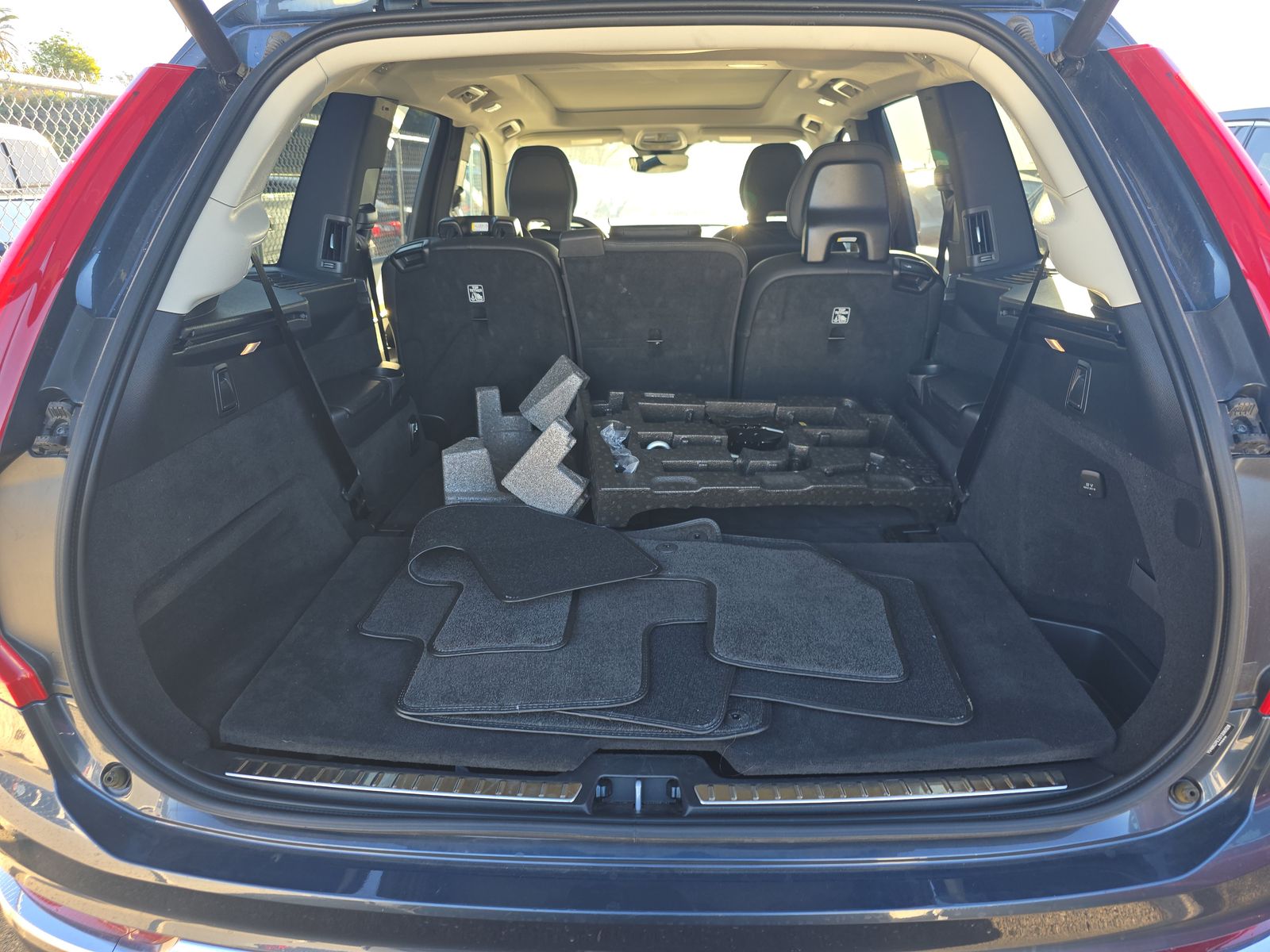 2025 Volvo XC90 B6 Ultra AWD