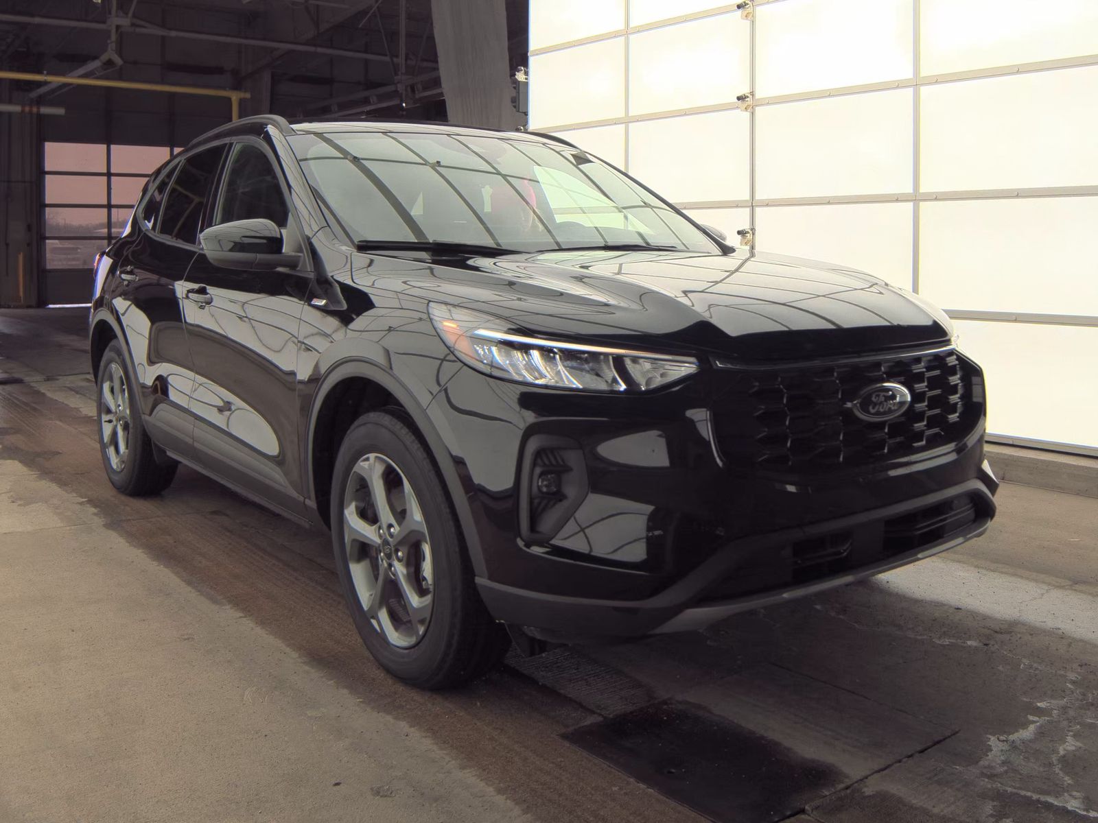 2025 Ford Escape Hybrid ST-Line Elite AWD