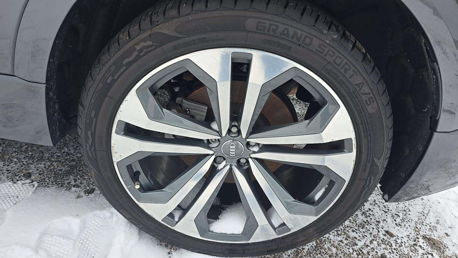 2019 Audi Q8 Prestige AWD