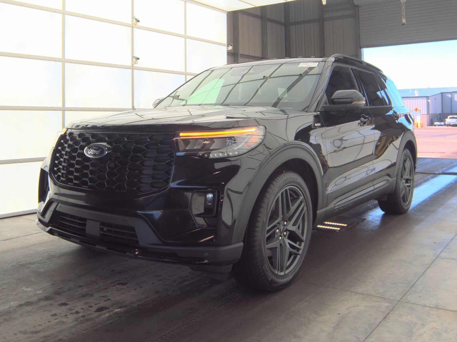 2025 Ford Explorer ST-Line FWD