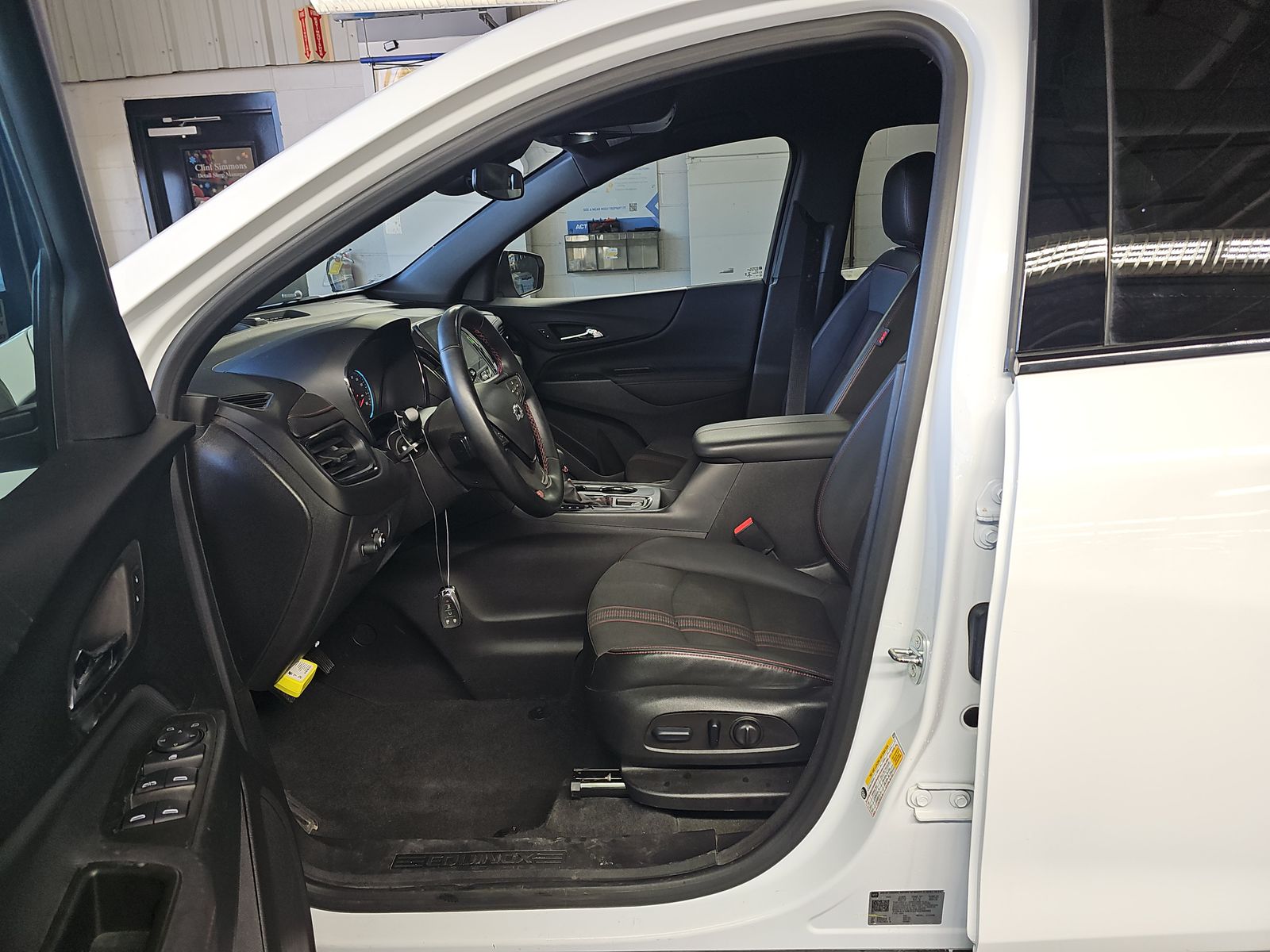 2023 Chevrolet Equinox RS AWD