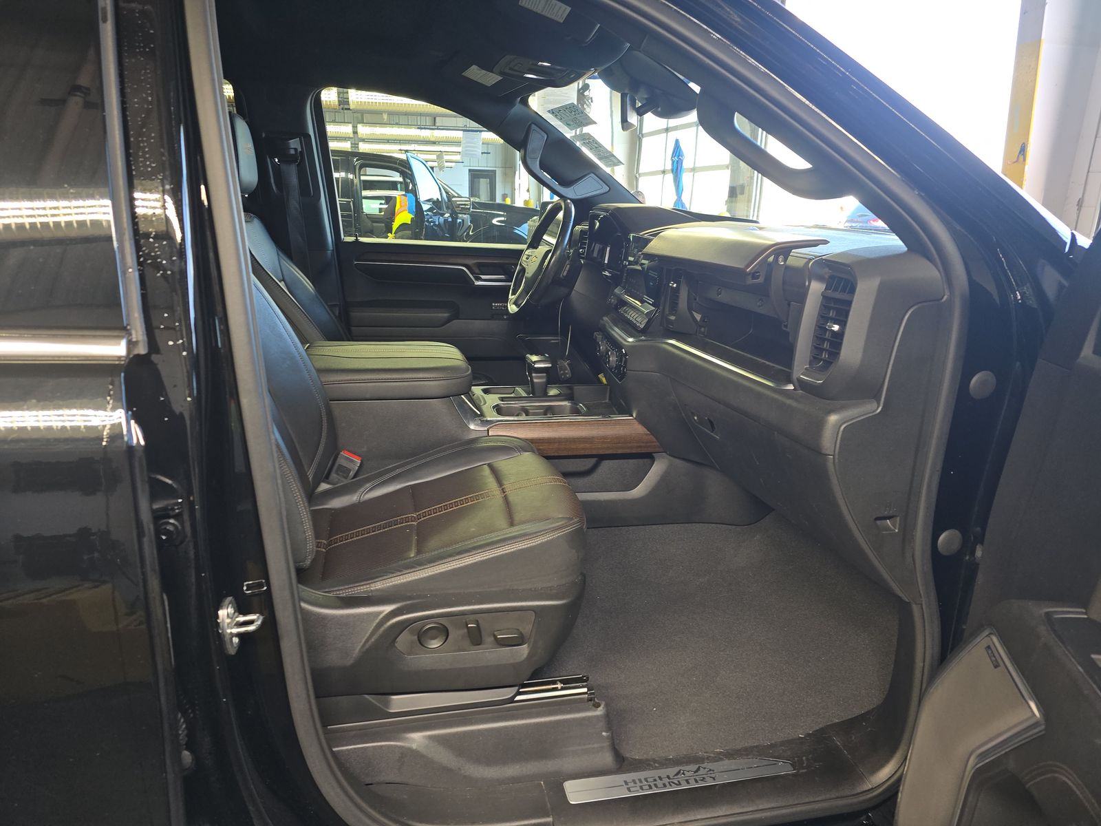 2023 Chevrolet Silverado 1500 High Country RWD