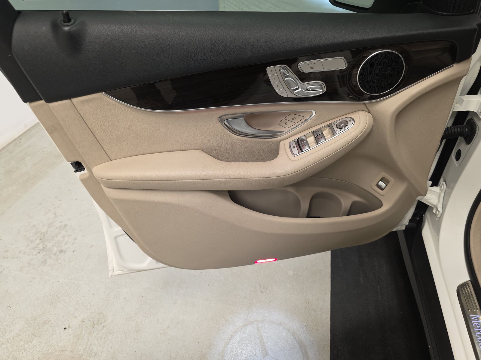 2022 Mercedes-Benz GLC GLC 300 AWD