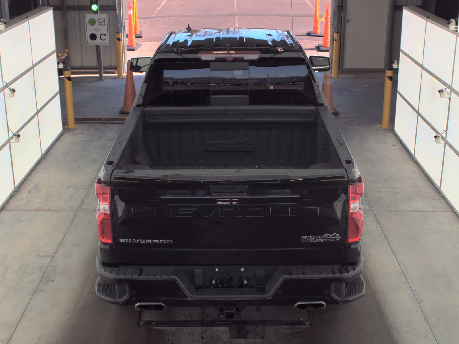 2023 Chevrolet Silverado 1500 High Country RWD