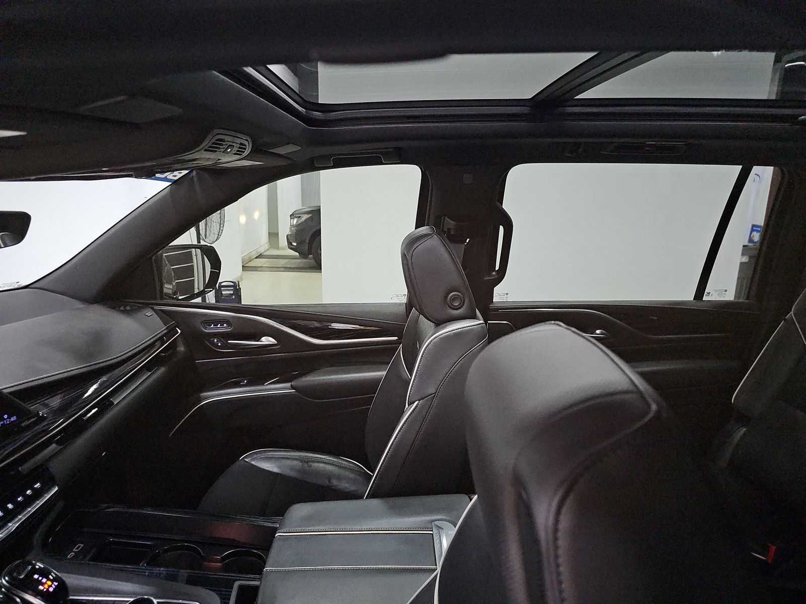 2022 Cadillac Escalade ESV Sport AWD