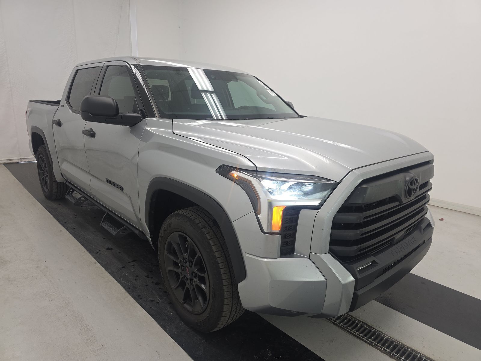 2023 Toyota Tundra SR5 RWD