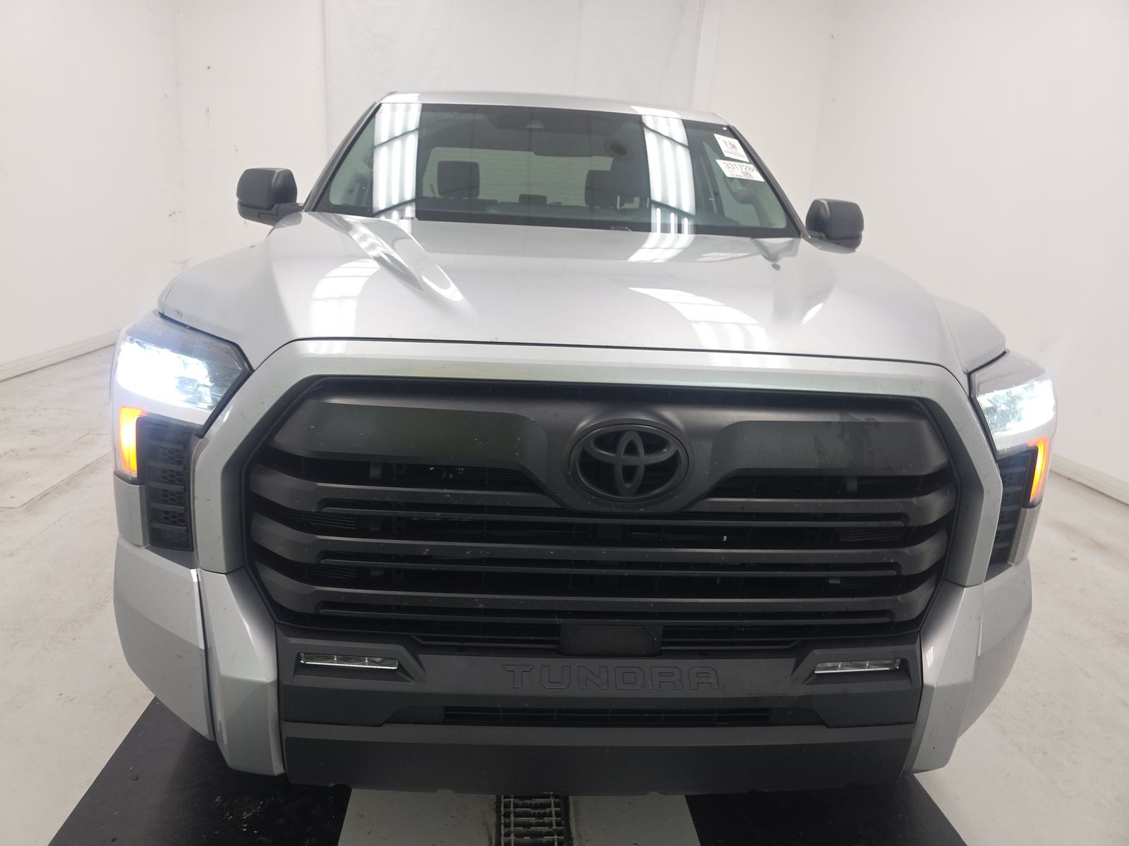 2023 Toyota Tundra SR5 RWD