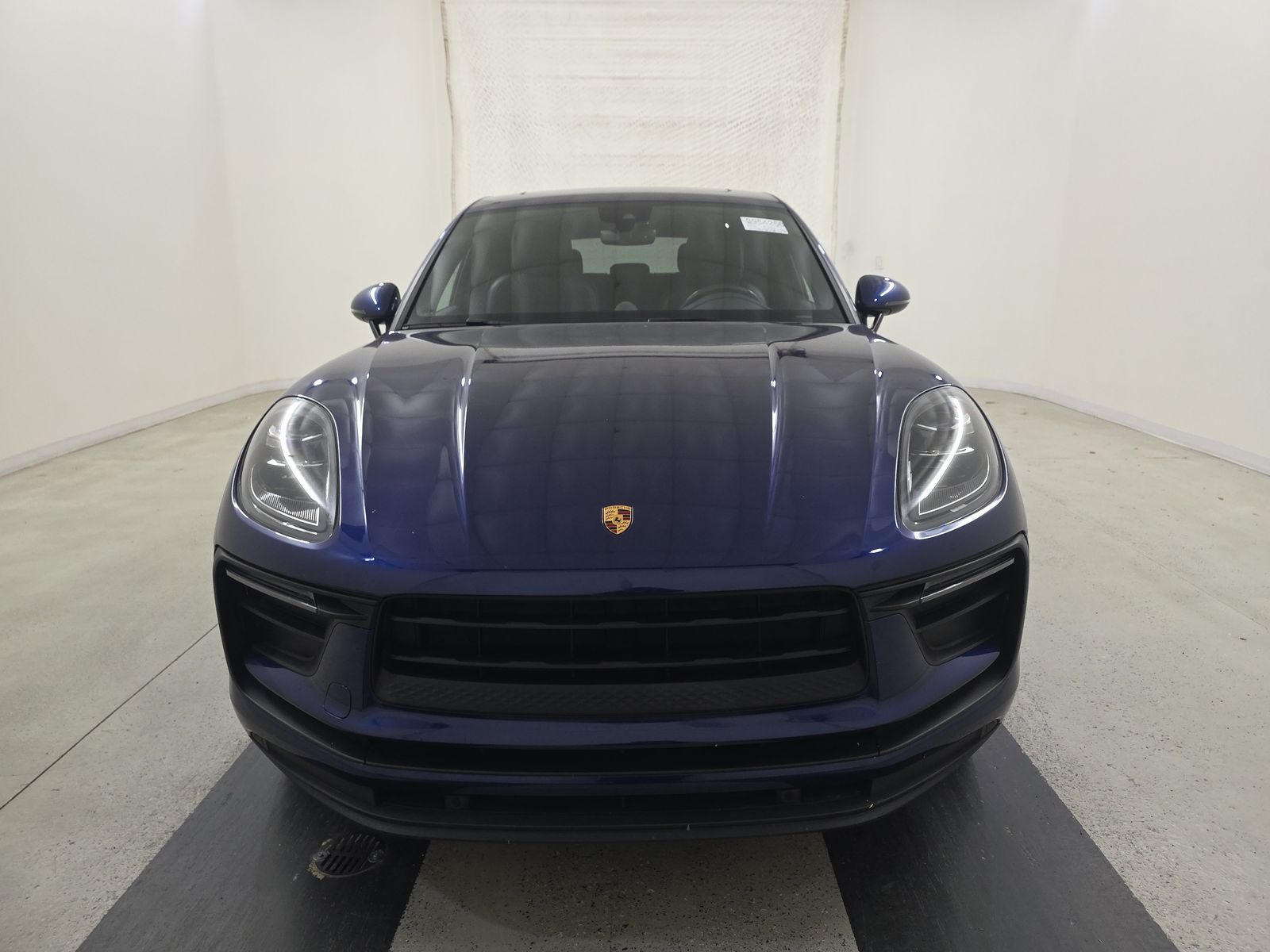 2022 Porsche Macan Base AWD