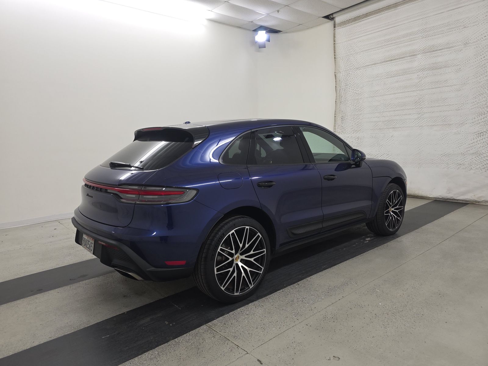 2022 Porsche Macan Base AWD