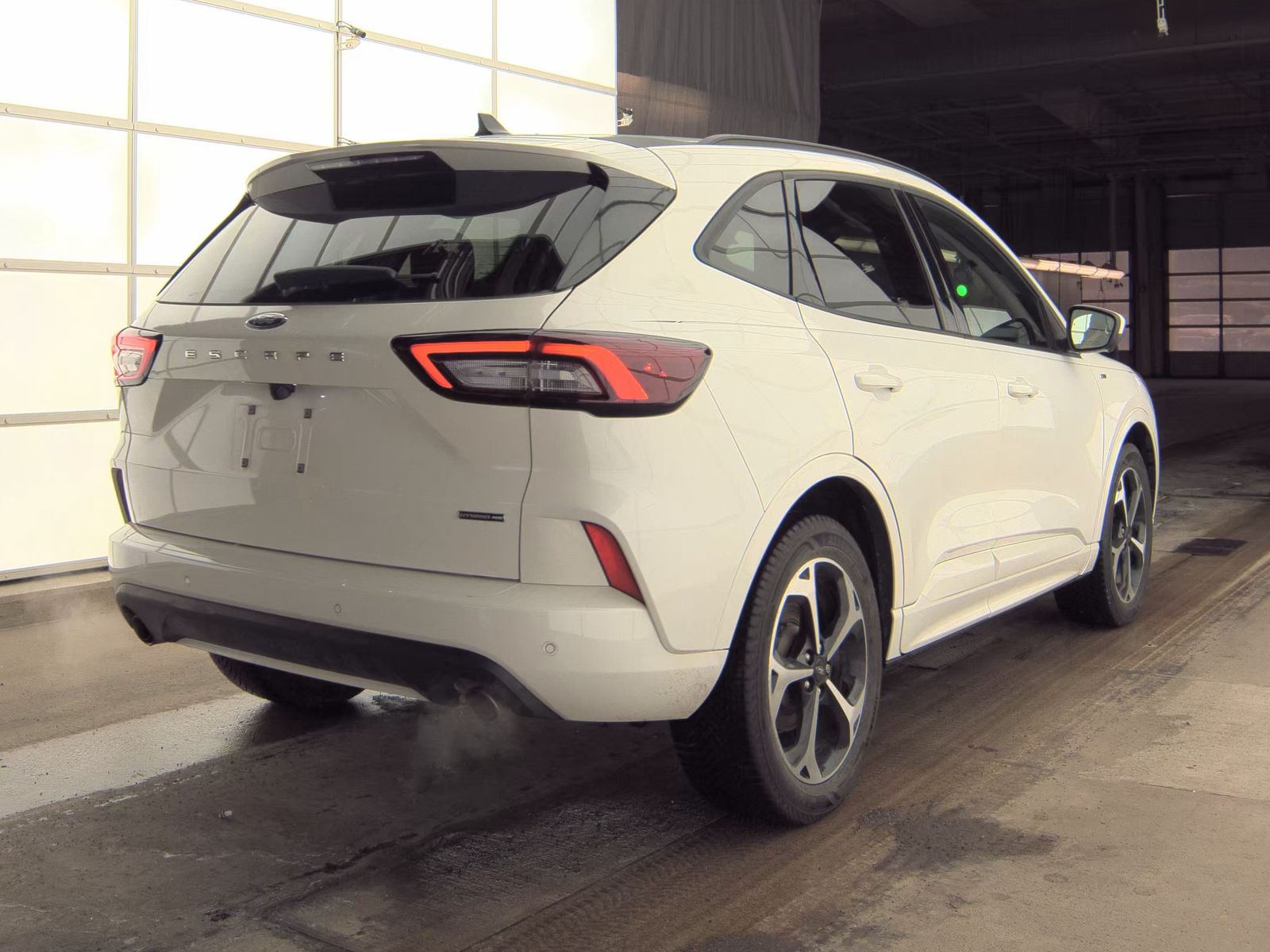 2023 Ford Escape Hybrid ST-Line Elite AWD