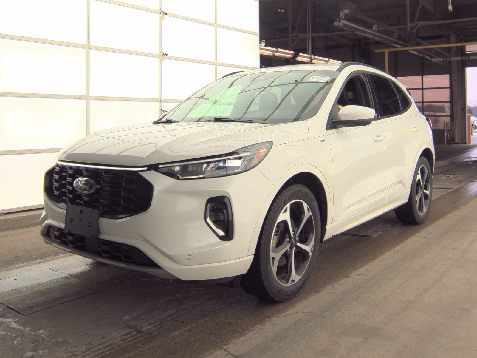 2023 Ford Escape Hybrid ST-Line Elite AWD