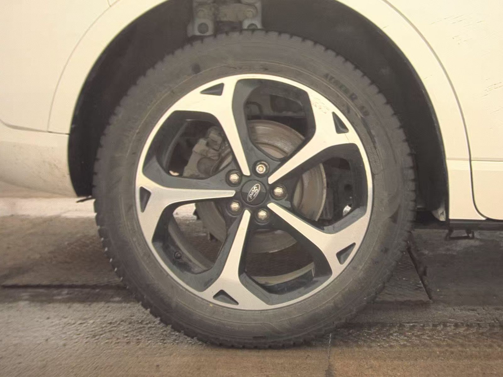 2023 Ford Escape Hybrid ST-Line Elite AWD