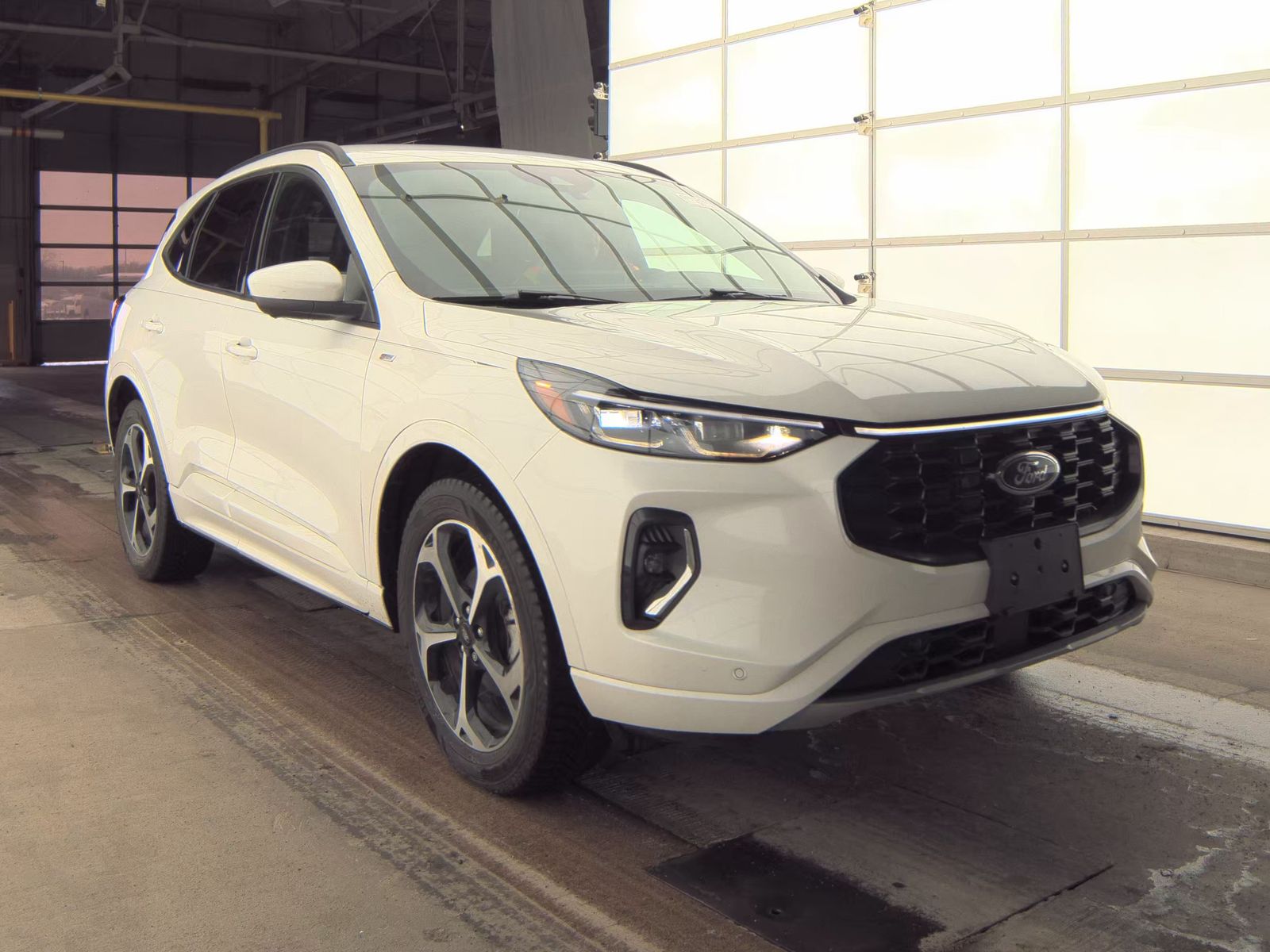 2023 Ford Escape Hybrid ST-Line Elite AWD