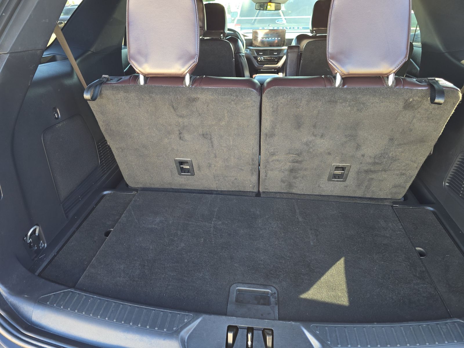 2025 Ford Explorer Platinum RWD