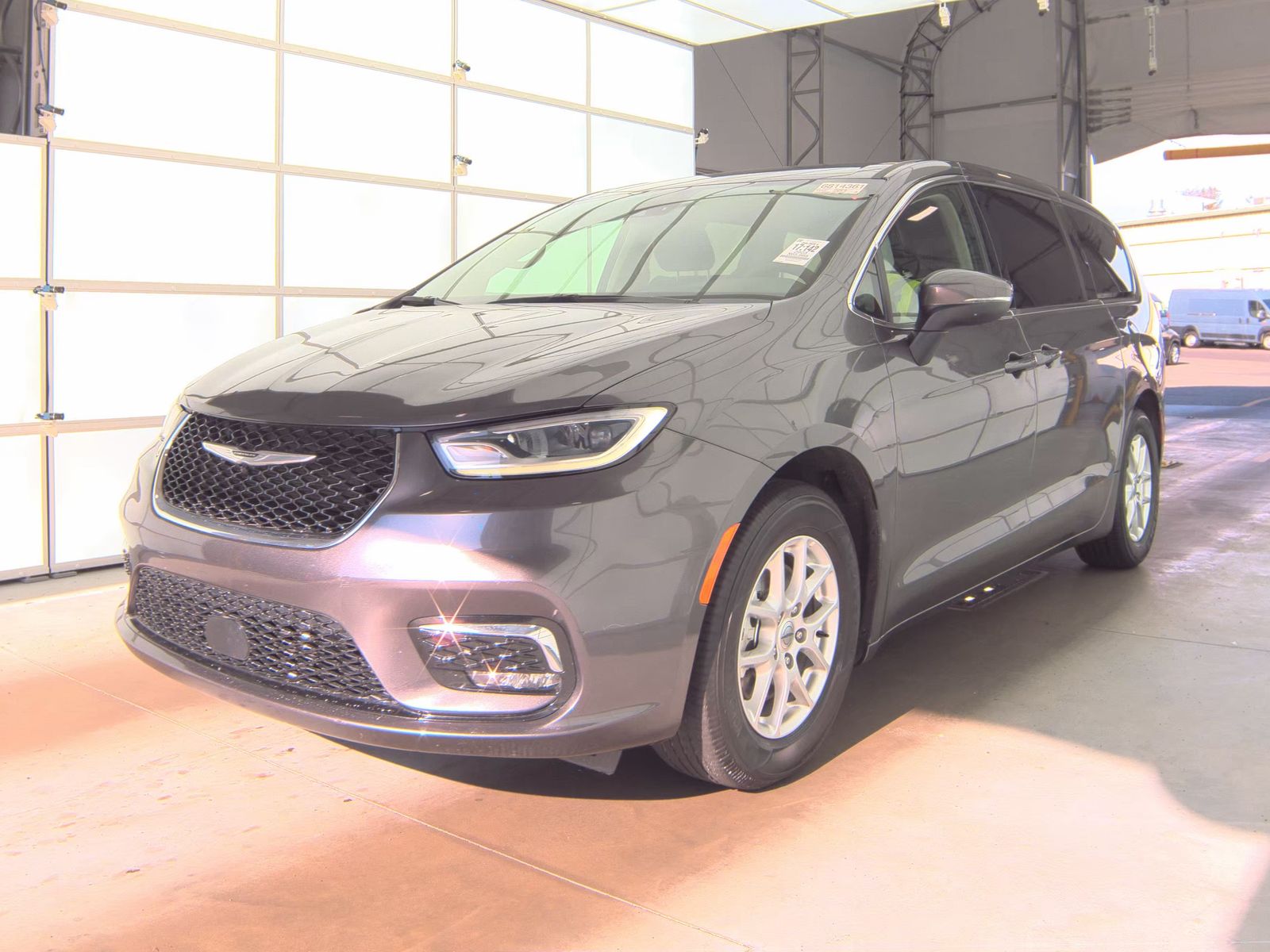 2023 Chrysler Pacifica Touring L FWD