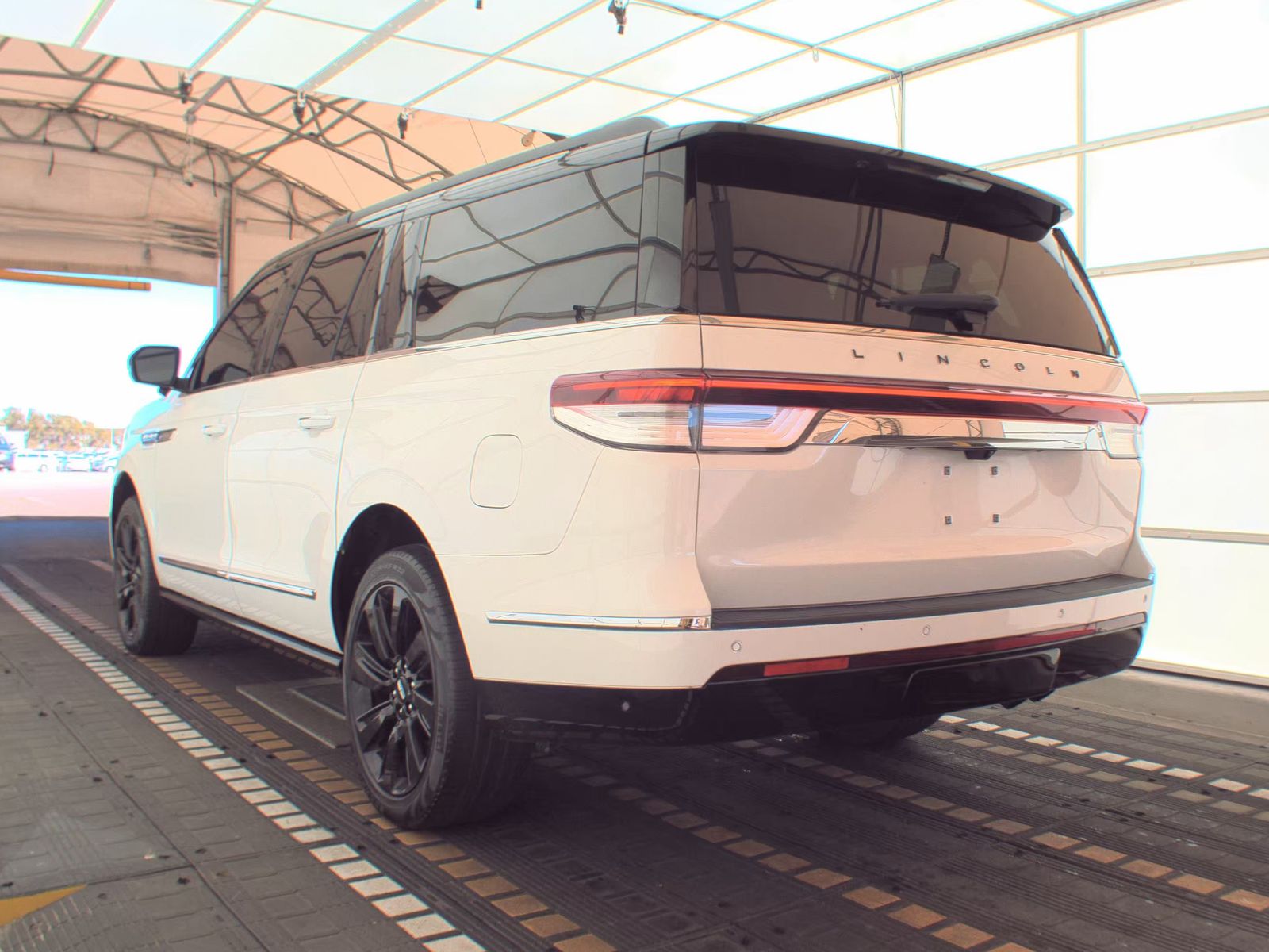 2024 Lincoln Navigator L Black Label AWD