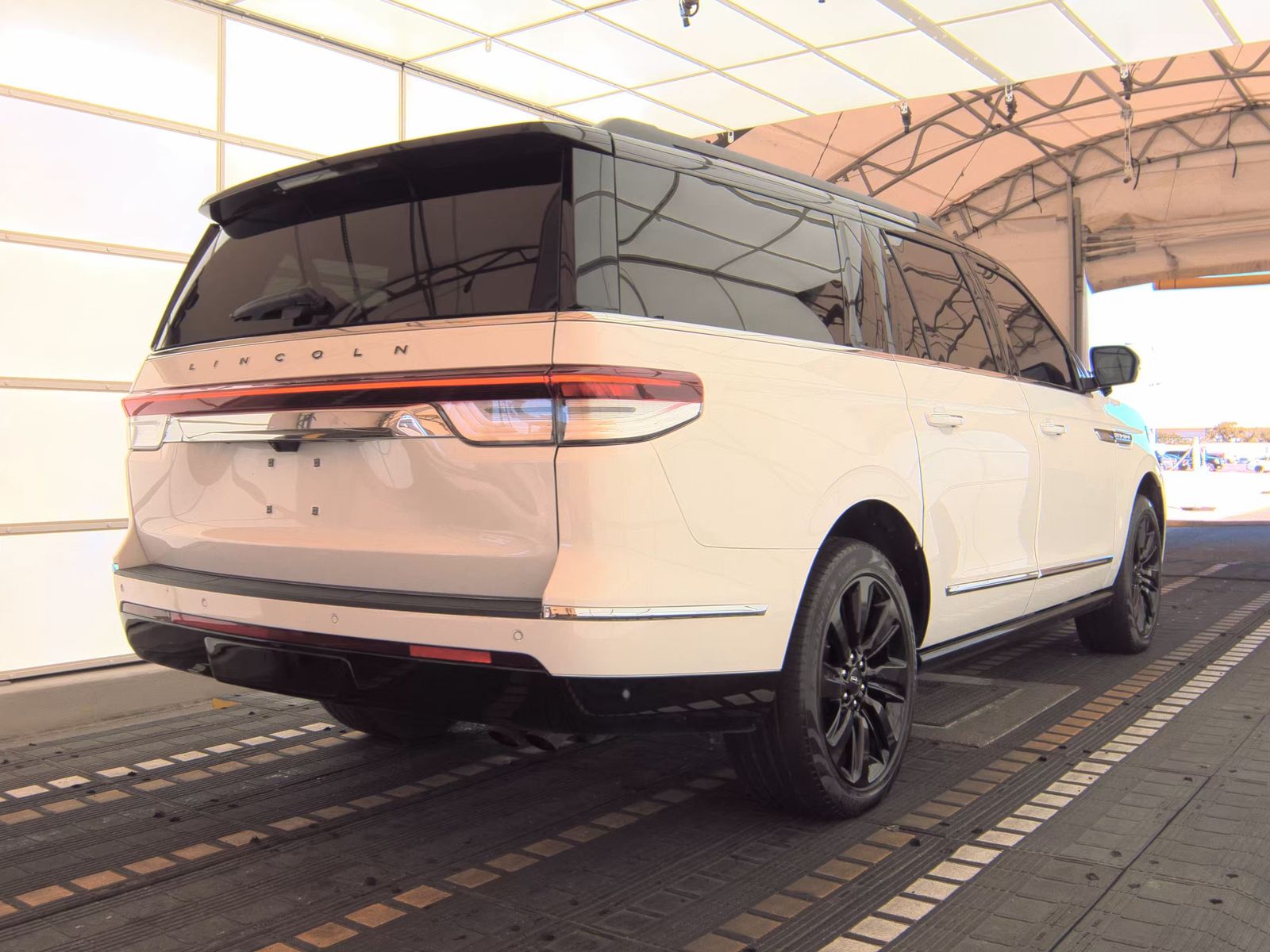 2024 Lincoln Navigator L Black Label AWD