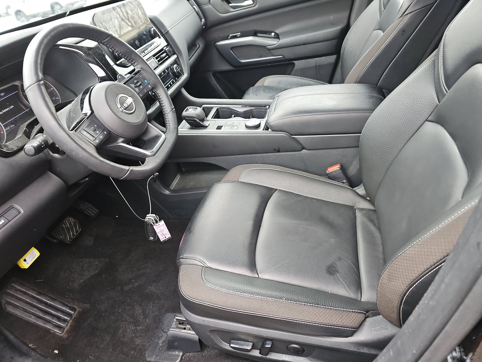 2024 Nissan Pathfinder SL AWD