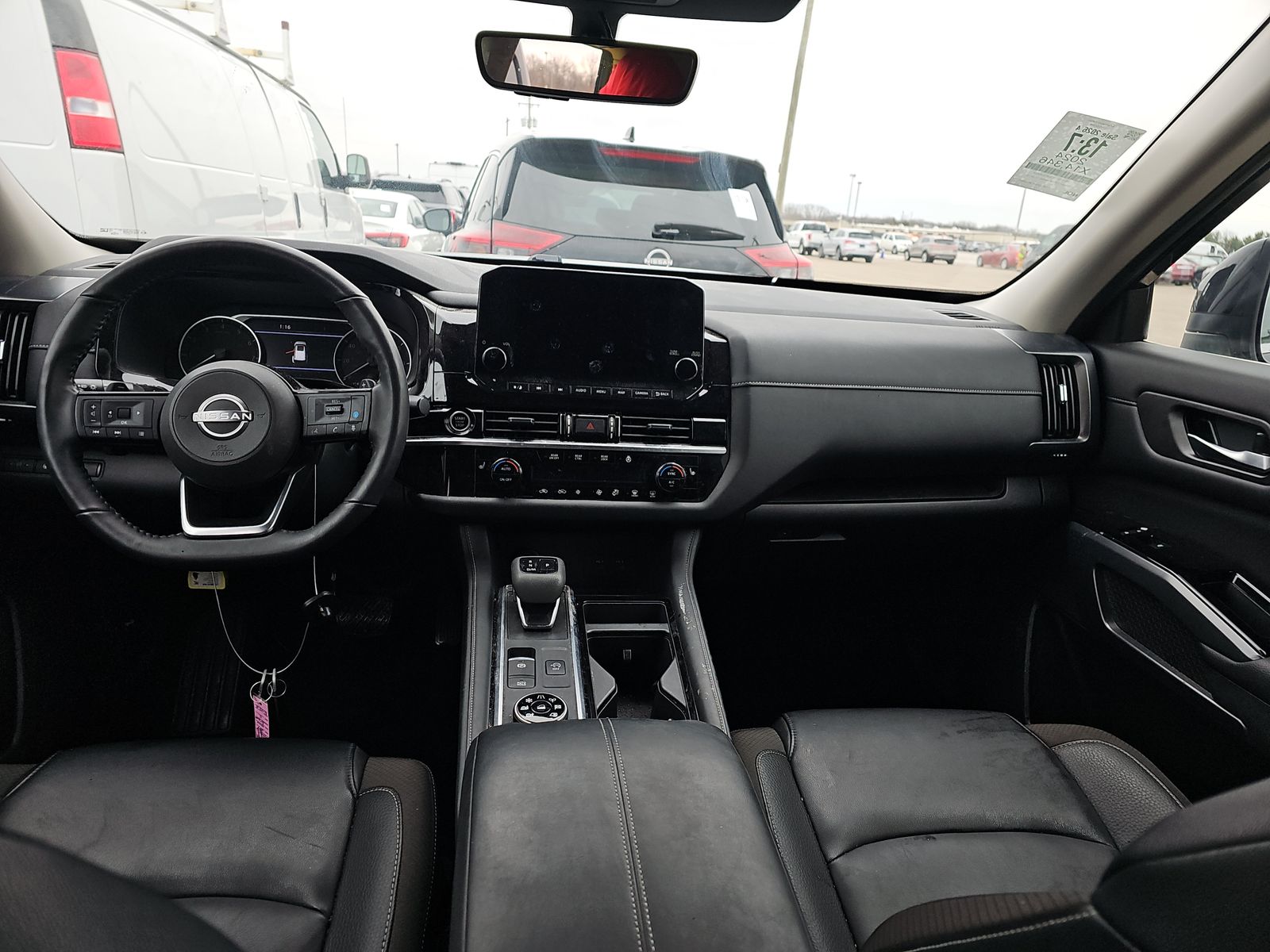 2024 Nissan Pathfinder SL AWD