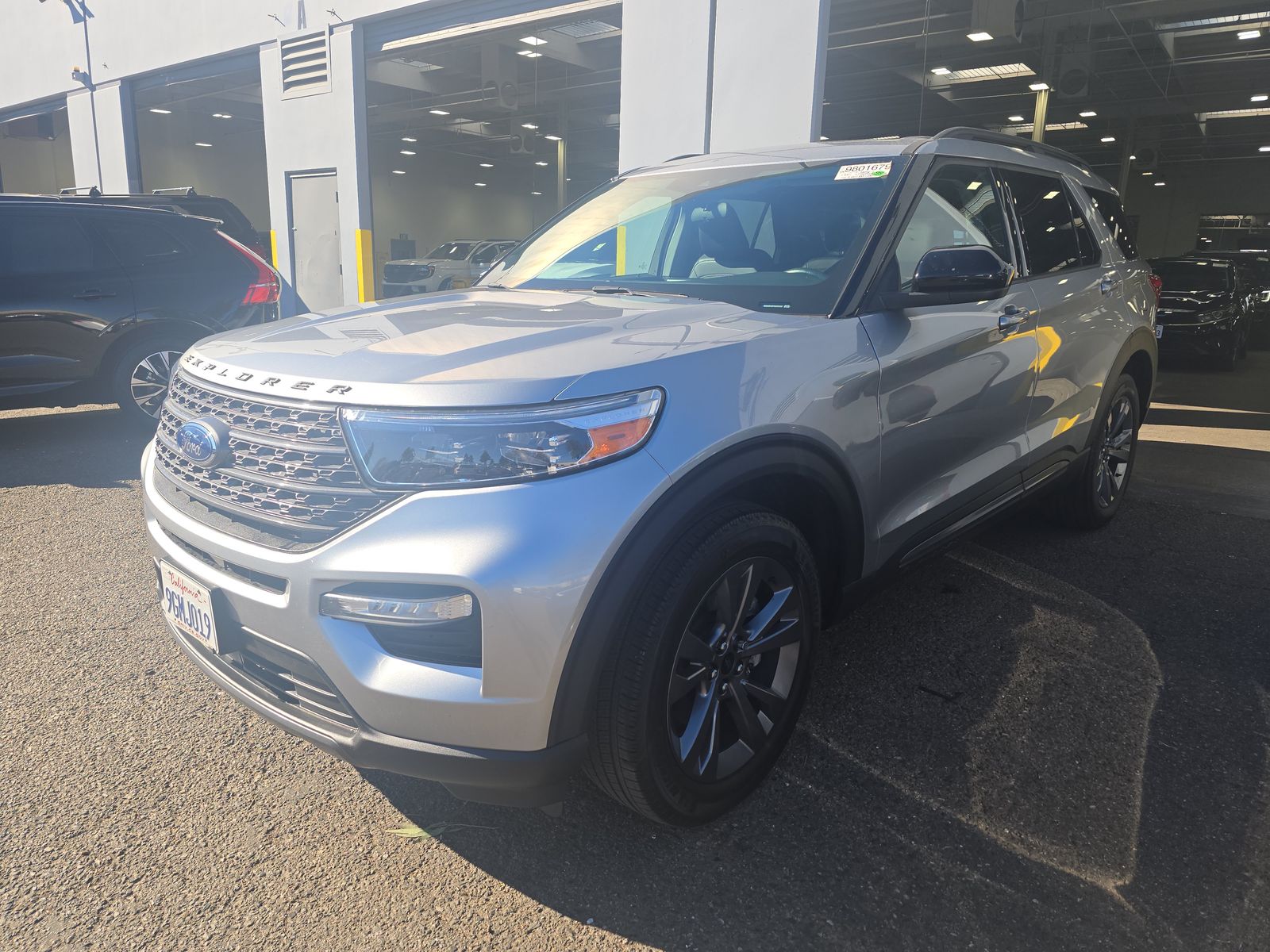 2023 Ford Explorer XLT AWD